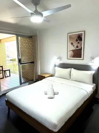 Beachfront Apartment Sunny Coast