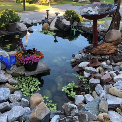 The Overlook, a charming Temple Hills get away.