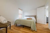 Cozy Winona Lake Retreat Hotels in Winona Lake