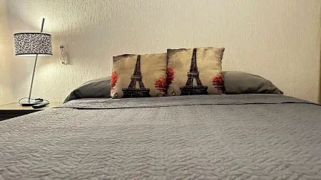 Condominium Centenario Depto 102 Air Conditioning Отели рядом с достопримечательностью «South Center»