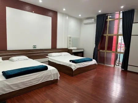 Nhớ Homestay offers unique tours and luxurious, comfortable rooms with WiFi, AC Отели в г. P. Minh Khai