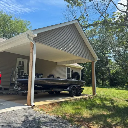 New construction 3-bedroom home less than 1 mile from Kentucky Lake