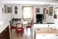 Ancient Charming House a stone's throw from the sea