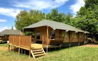Glamping Lodge Monet | Domaine du Cammazet | Pool| Comfort | Nature