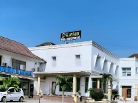 Dewiza Hotel Hotel dekat STOKIST NASA TAMBAK,SERANG BANTEN