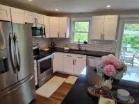 FREE BEACH PASS! NEAR CRAIGVILLE BEACH! 4 bedroom in charming Barnstable w/ AC.