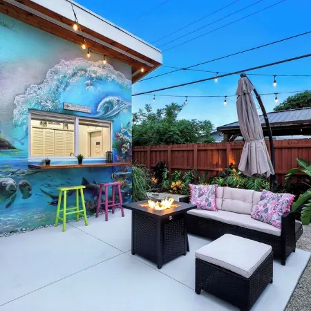Cozy Stay •Near Hard Rock Stadium • Private Serene Backyard