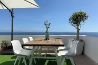 Ocean Side Harbour Paradise Apartment