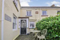 Seaview Cottage, dog friendly, Appledore