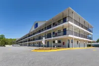 Motel 6 Greenville, SC