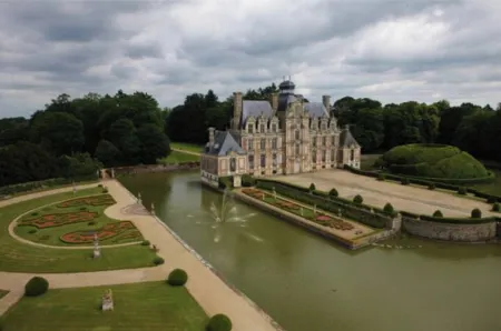 Lovely Traditional Manor new 2025 Pool (Group Up to 26x) Отели в г. Ла Бар-ан-Уш