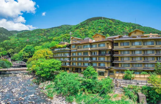 箱根河鹿莊酒店