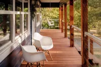 Snake Creek Lake Retreat at Woodhaven Cabin