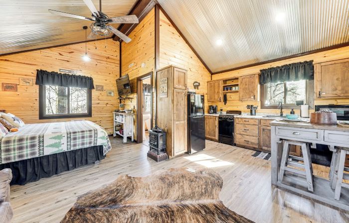 'bluebird Treehouse' Near Kiamichi Mtns w/ Hot Tub