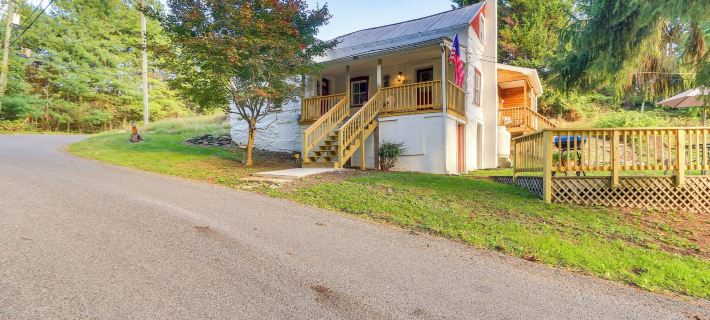 Historic Boonsboro Vacation Rental w/ Grill Hotels in Frederick County