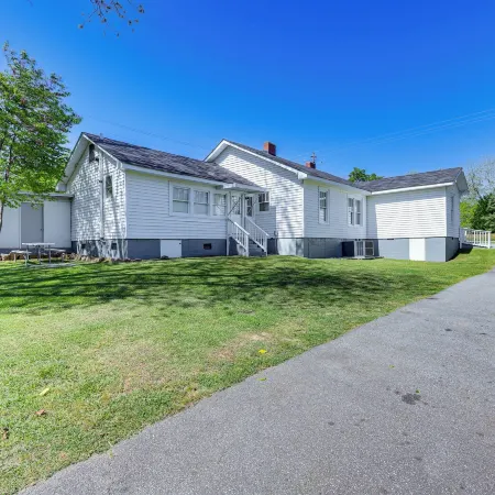 Main Street Home: 1 Mi to Callaway Gardens