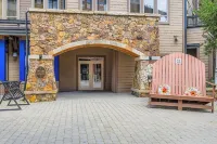 ★★Hot Tub in Building - Center Village Condo★★ Hotel a Copper Mountain