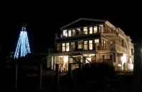 Modern Beachfront Condo, Gorgeous Views and Centrally Located