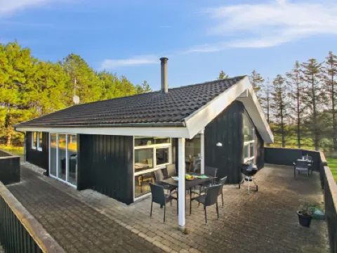 "Nahele" - 500m from the Sea Hotels near Family Farm Fun Park