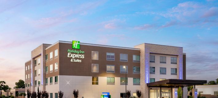 Holiday Inn Express & Suites FRESNO AIRPORT by IHG Hotels in Fresno County