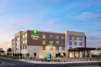 홀리데이 인 익스프레스 앤드 스위트 프레즈노 공항, IHG 바이