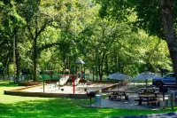 Cozy Escape in Pointe Royale! Golf View! King Bed! Indoor Pool! Jetted Tub!