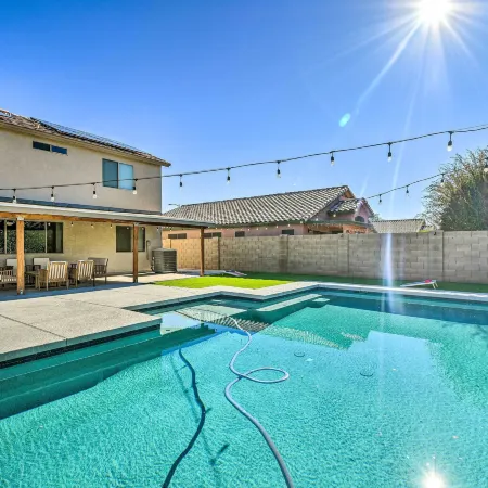 1 Mi to Surprise Stadium! Desert Poolside Oasis
