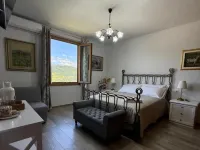 Charming Guest Room in Florence Countryside with Mountain & River Views - Boutique