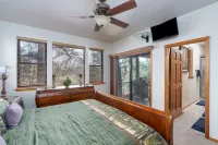 The Bear Cub Cabin - Cardinal Landing at Torreon/w Furnished Deck & Grill!