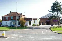 Premier Inn Littlehampton - parking