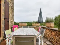 Charming Family Retreat in Loubejac Hotels in Loubejac