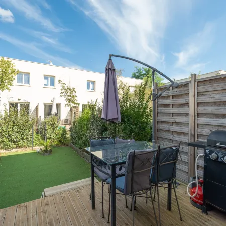 Cozy Beachside Villa in Sérignan