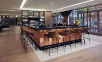 DoubleTree by Hilton Hannover Schweizerhof - bar