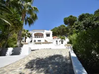 Sea Breeze Villa Escape"