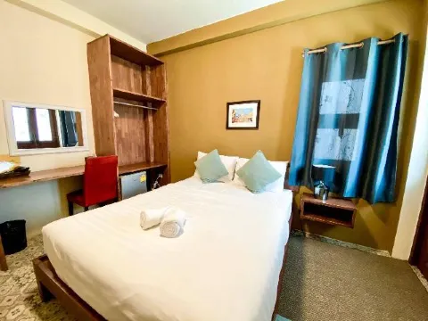 ห้องสแตนดาร์ด เตียงใหญ่ 1 เตียง