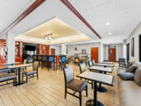 伍德布里奇歡朋酒店 伍德布里奇酒店