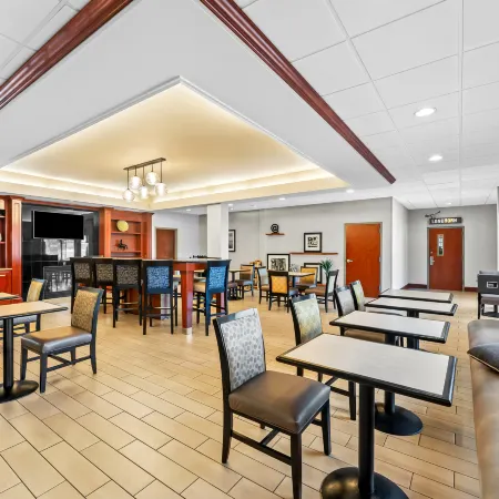 Hampton Inn Woodbridge