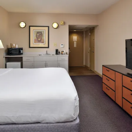 Hawthorne Inn & Conference Center