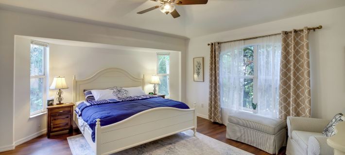 'Casa Blanco' Escape w/ Fire Pit in Sebastian! Hotels in Sebastian