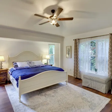'Casa Blanco' Escape w/ Fire Pit in Sebastian!