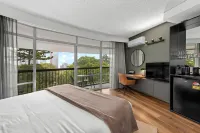 Madison Tower Mill Hotel