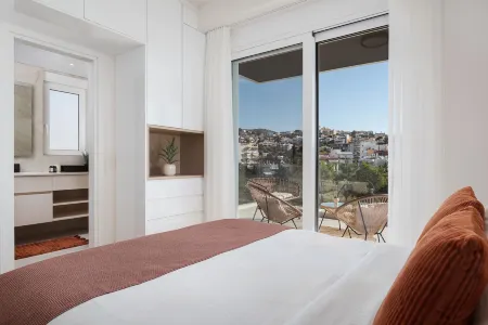 Athenian Riviera Elegant Residence Отели в г. Вари-Вула-Вулјагмени