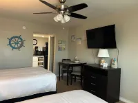 Waterfront Views in Rockport–FultonStay at Our Charming Motel Room. Hotels in Fulton