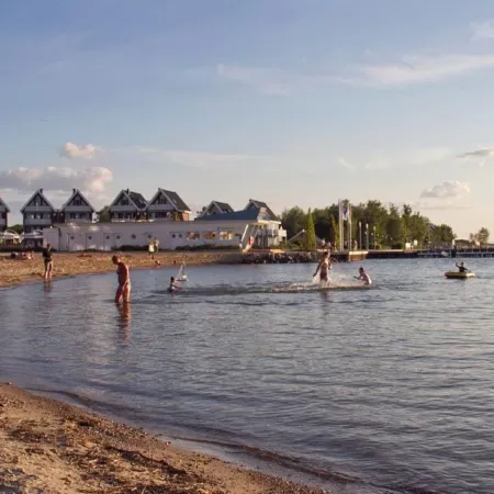 Budget Apartments at Rechlin Harbor by Kuhnle - Tours