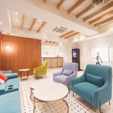 H Avenue Hotel Minam