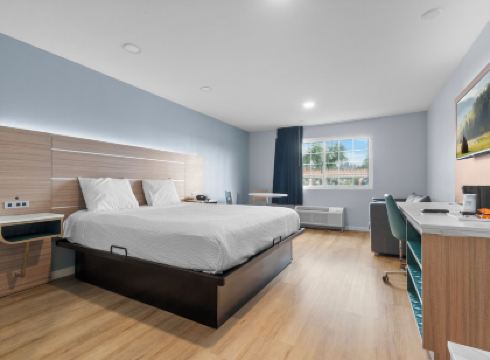 Travelodge by Wyndham Fairplex Pomona