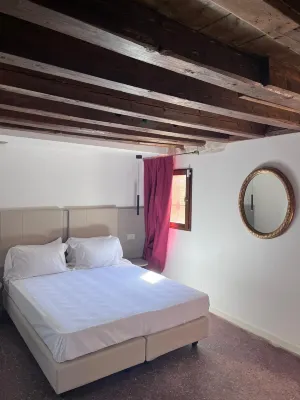 Casanova Hideaway - Homestay