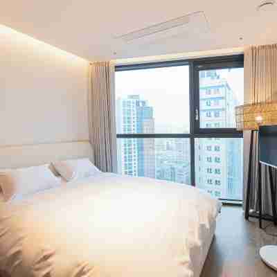 Caelum Black Gangnam Luxury Apt Rooms