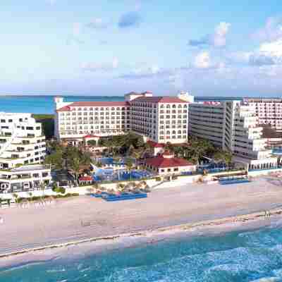 GR Solaris Cancun All Inclusive Hotel Exterior