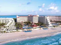 GR Solaris Cancun All Inclusive Hotels near Playa Delfines